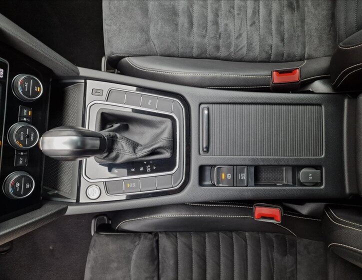 Volkswagen Passat Kombi 2,0 l 110 kw