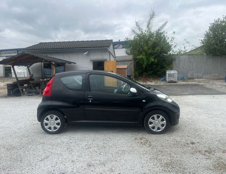 Peugeot 107 4