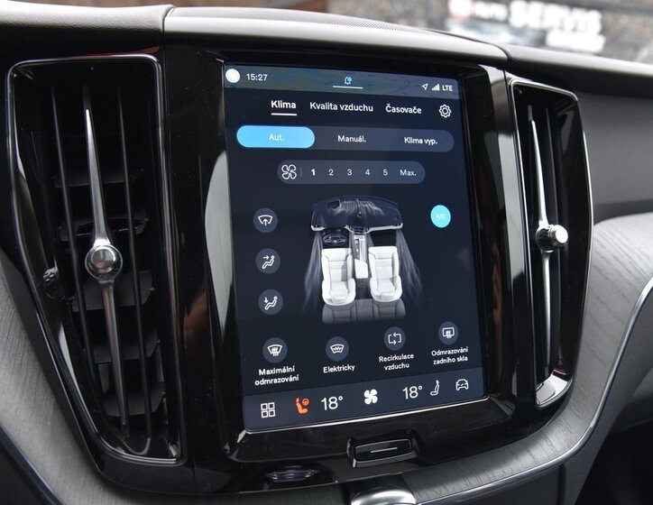 Volvo XC60 SUV / Terénní 2,0 l 186 kw