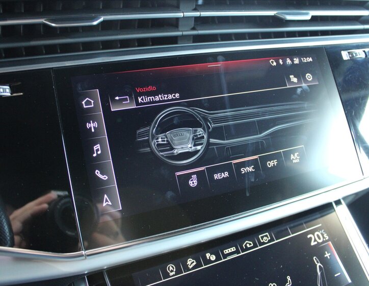 Audi Q8 SUV 3,0 l 210 kw