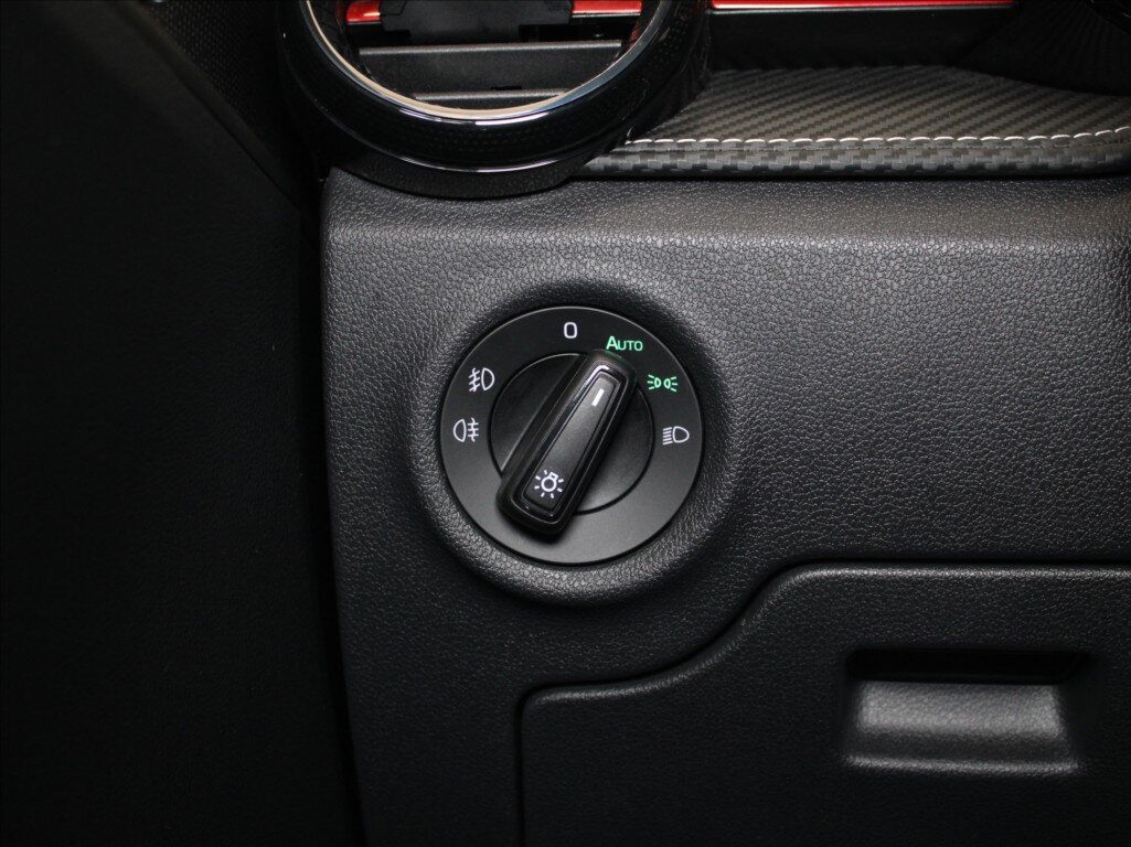 Škoda Fabia Hatchback 999,0 85 kw