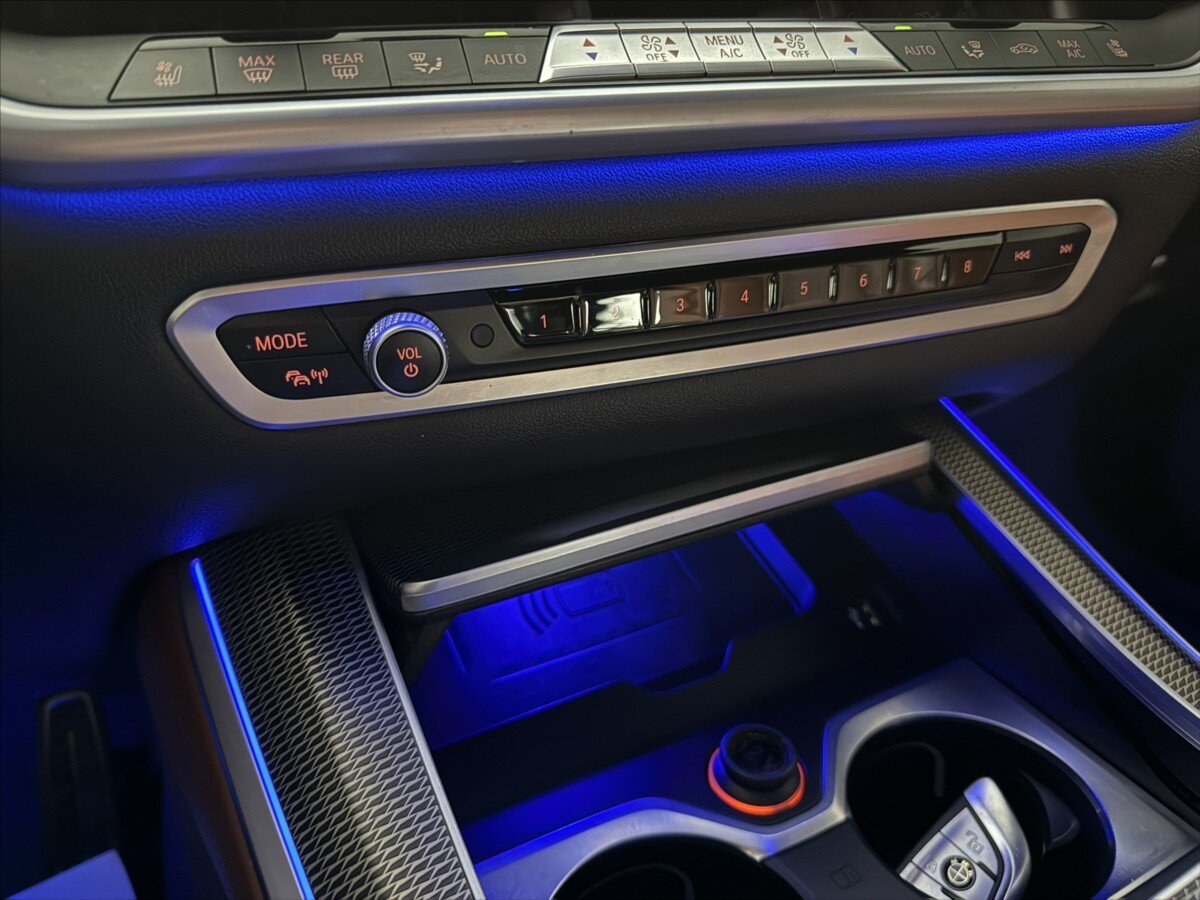 BMW X5 SUV 3,0 l 245 kw