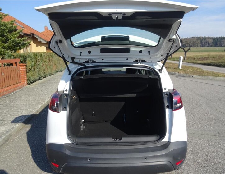 Opel Crossland X MPV 1,2 l 61 kw