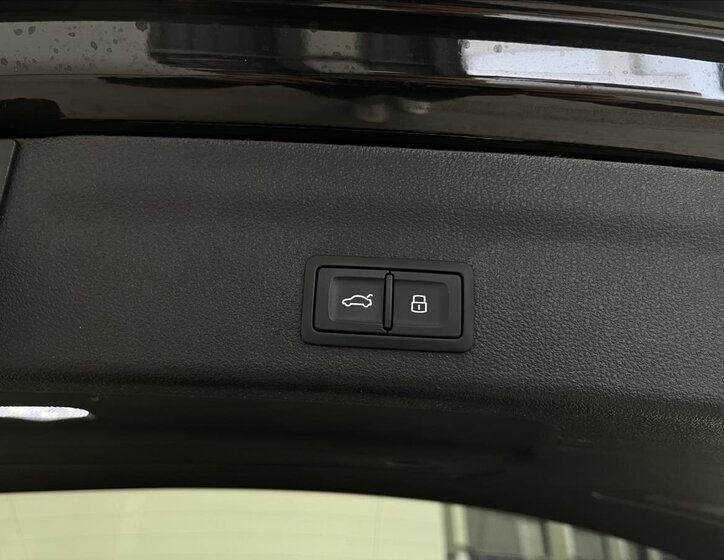 Audi A6 Allroad Kombi 3,0 l 253 kw