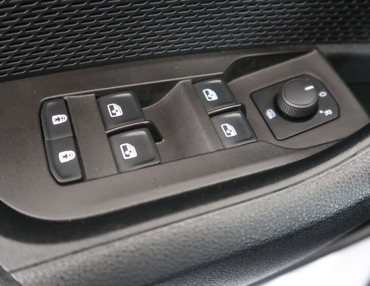 Škoda Octavia Sedan / Limuzína 2,0 l 85 kw