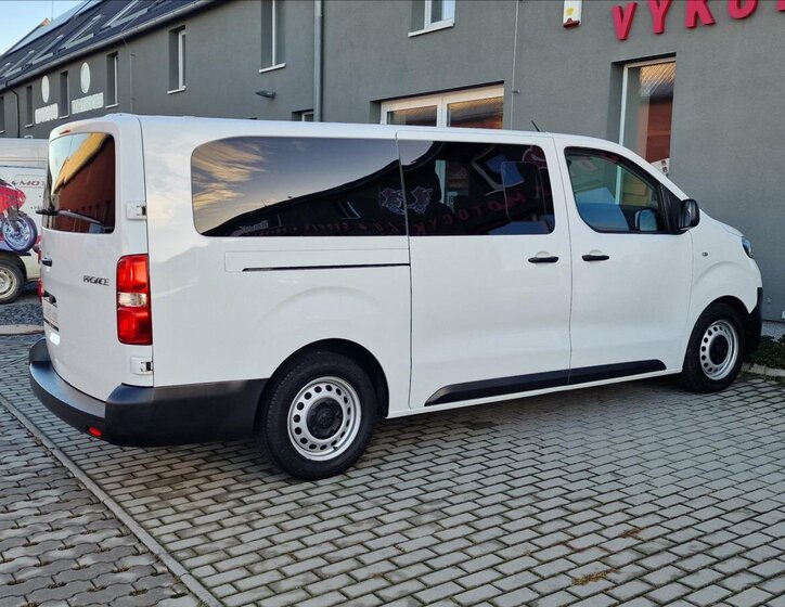 Toyota ProAce Verso 11