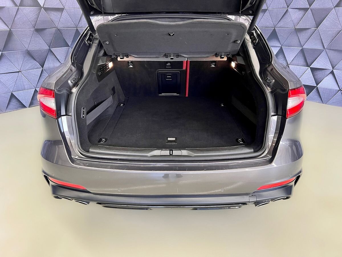 Maserati Levante SUV / Terénní 3,0 l 316 kw