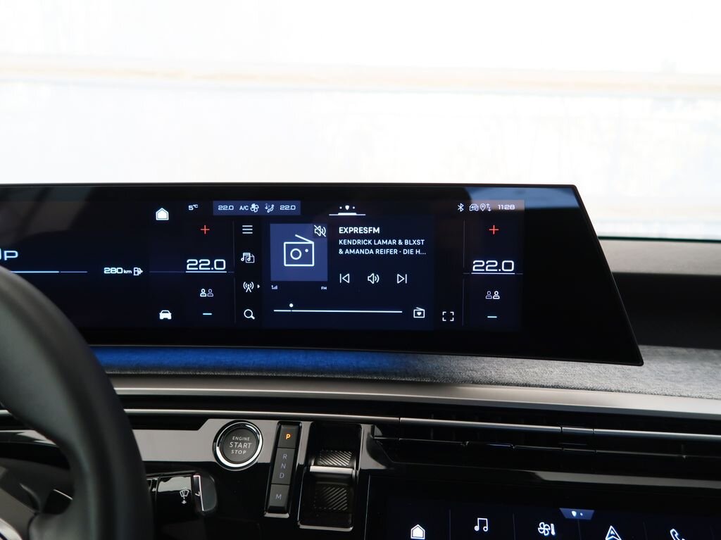 Peugeot 3008 SUV 1,2 l 100 kw