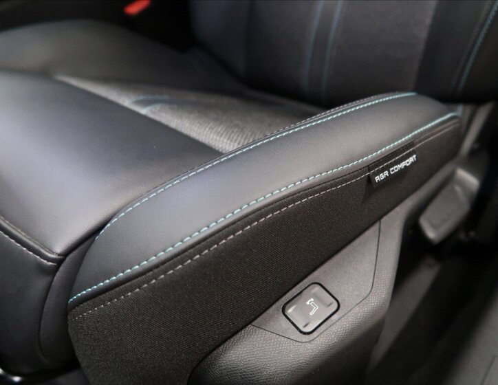 Peugeot 308 Kombi 1,5 l 96 kw