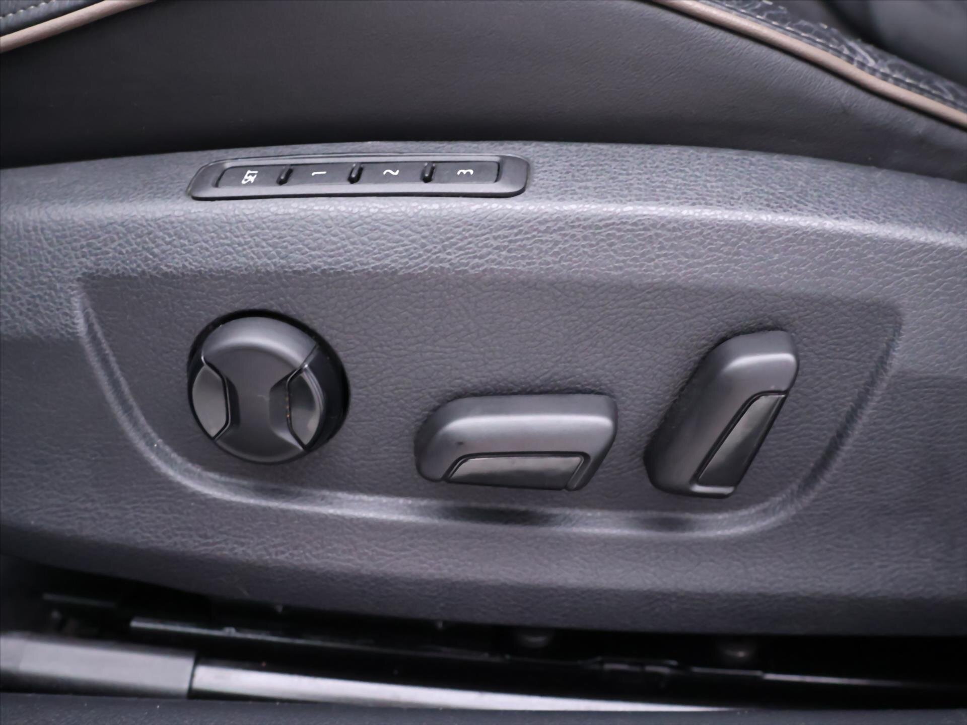 Škoda Superb Kombi 2,0 l 140 kw