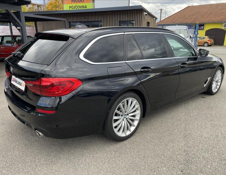 BMW Řada 5 Kombi 2,0 l 140 kw