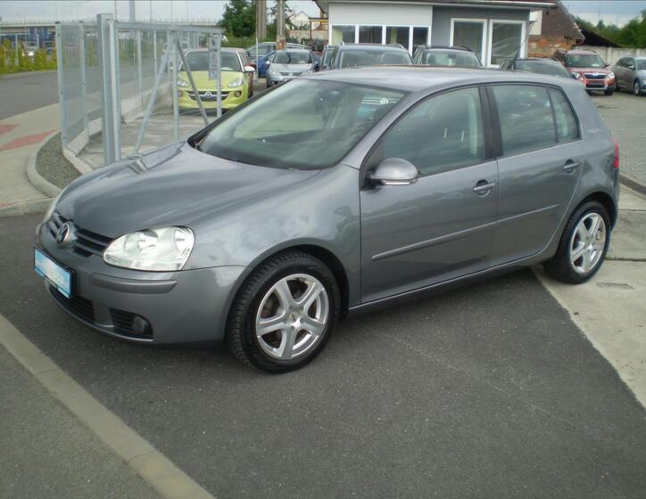 Volkswagen Golf 2