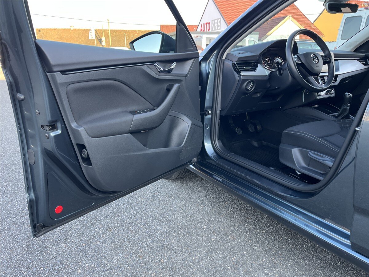 Škoda Scala Hatchback 999,0 85 kw