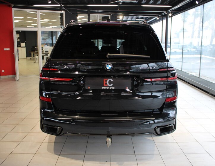 BMW X7 SUV 3,0 l 250 kw