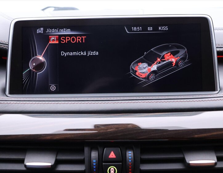 BMW X6 SUV / Terénní 3,0 l 230 kw