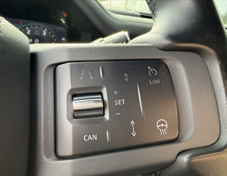 Land Rover Defender SUV / Terénní 3,0 l 221 kw