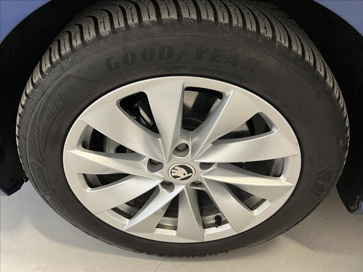 Škoda Superb Kombi 2,0 l 110 kw