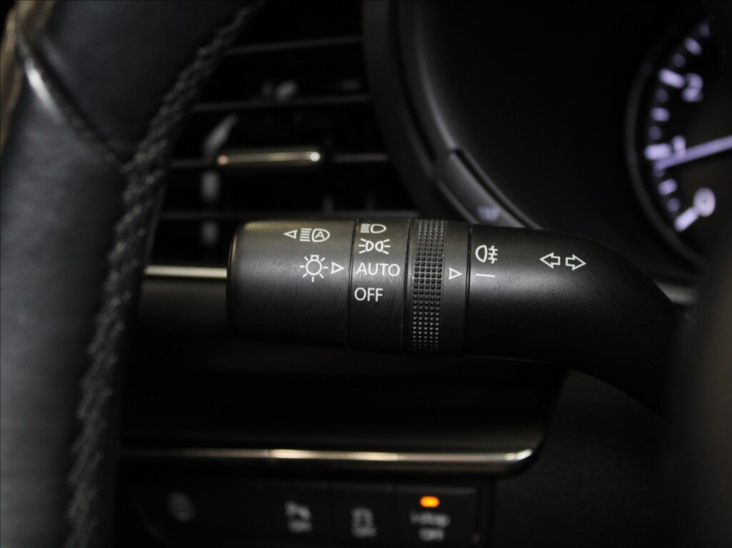 Mazda 3 Sedan / Limuzína 2,0 l 90 kw