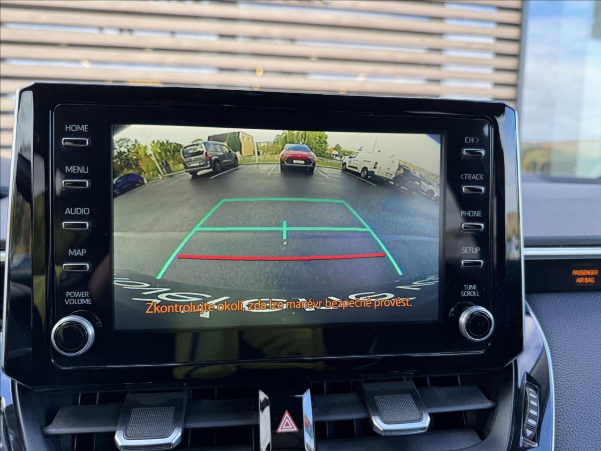 Toyota Corolla Sedan / Limuzína 1,8 l 72 kw