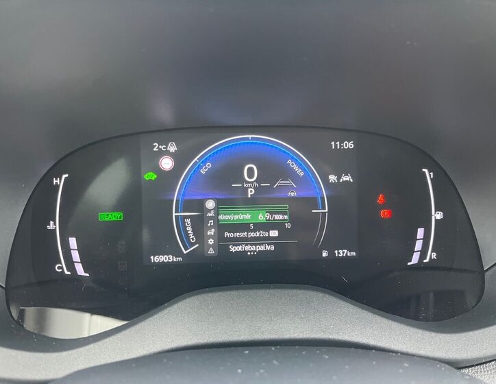 Toyota Yaris Cross SUV 1,5 l 68 kw