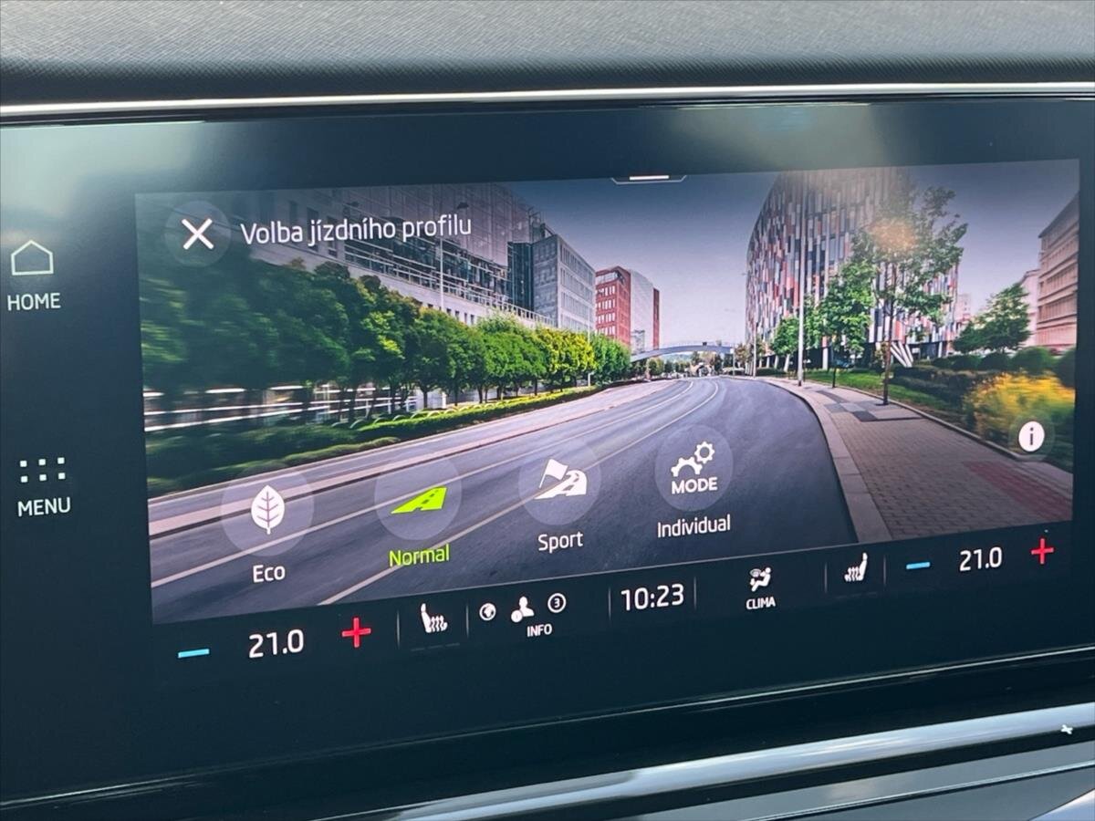 Škoda Octavia Sedan / Limuzína 1,5 l 110 kw