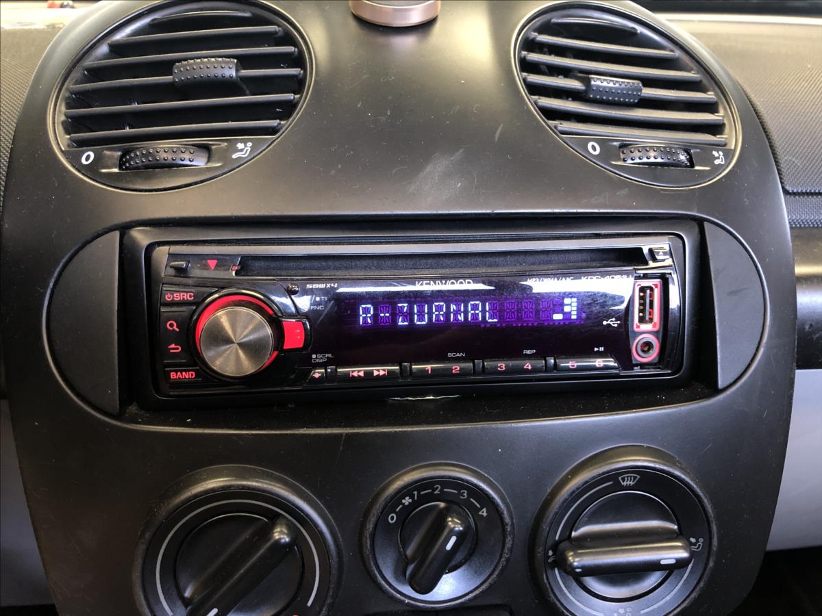 Volkswagen New Beetle