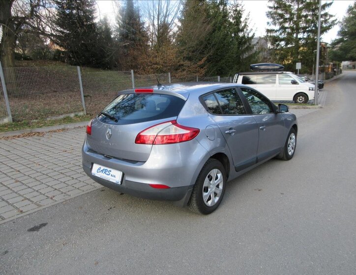 Renault Mégane Hatchback 1,6 l 74 kw