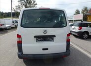 Volkswagen Transporter Kombi 2,0 l 62 kw
