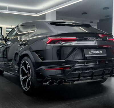 Lamborghini Urus 4