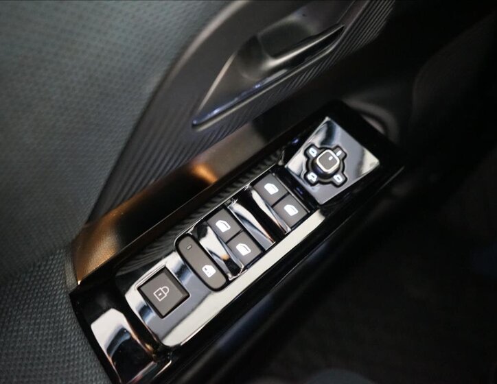 Citroën C5 Aircross SUV / Terénní 1,2 l 107 kw