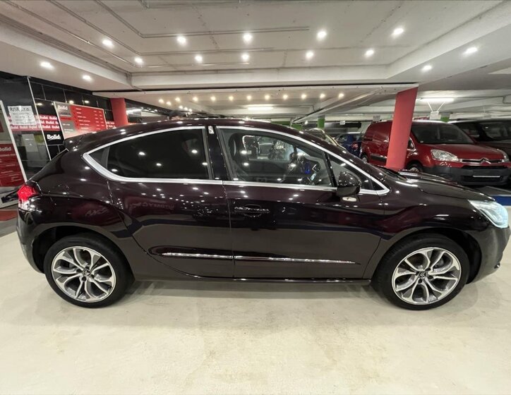 Citroën DS4 Hatchback 1,6 l 147 kw