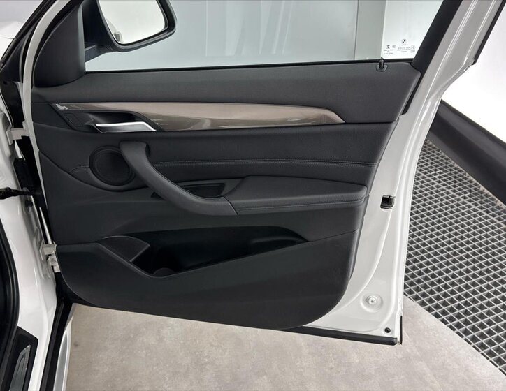 BMW X1 SUV / Terénní 2,0 l 140 kw