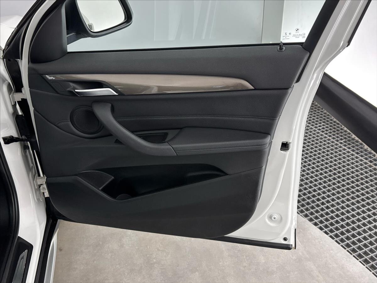 BMW X1 SUV / Terénní 2,0 l 140 kw