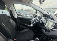 Peugeot 2008 SUV / Terénní 1,2 l 61 kw