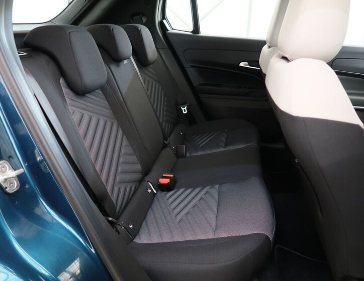 Fiat 600 Hatchback 1,2 l 100 kw