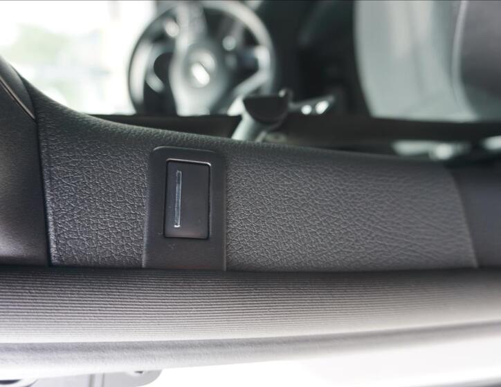 Mercedes-Benz Třídy V 14