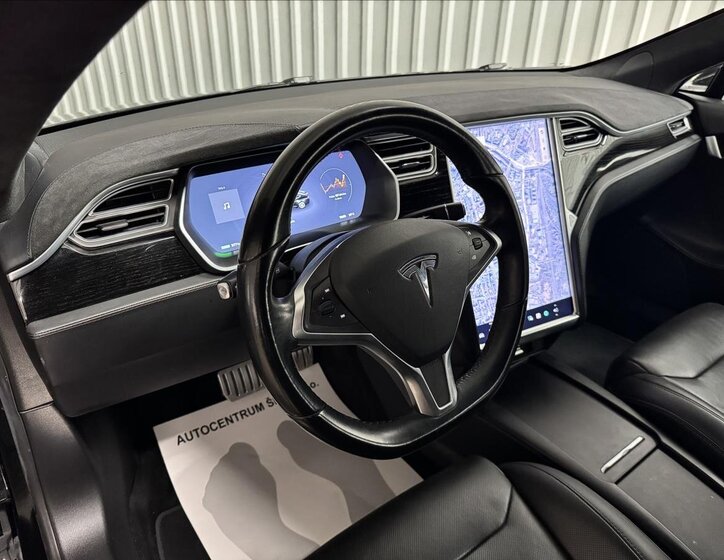 Tesla Model S Liftback 0,0 311 kw