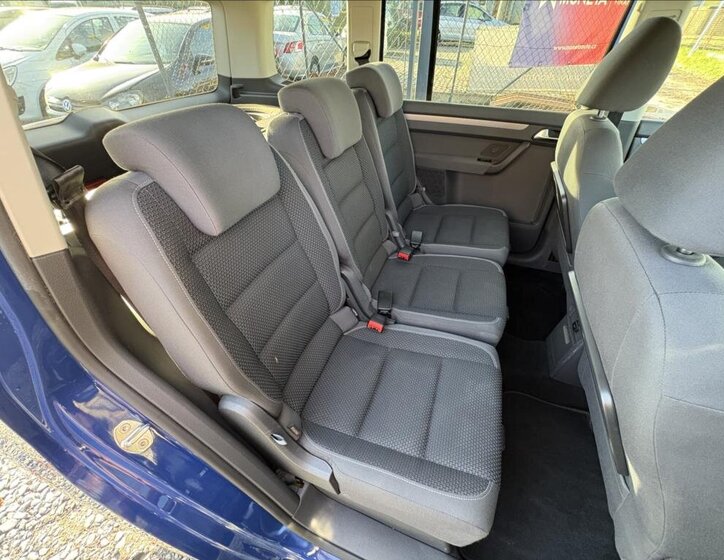 Volkswagen Touran 33