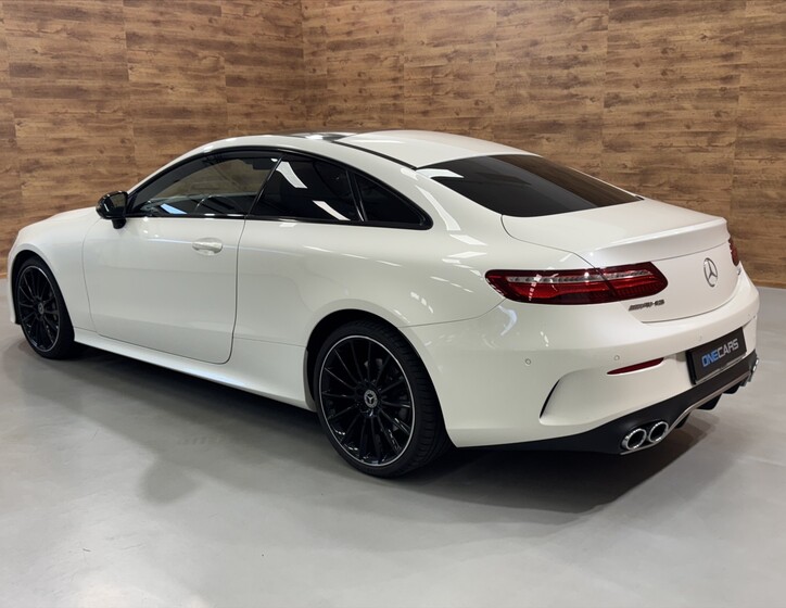 Mercedes-Benz Třídy E 2