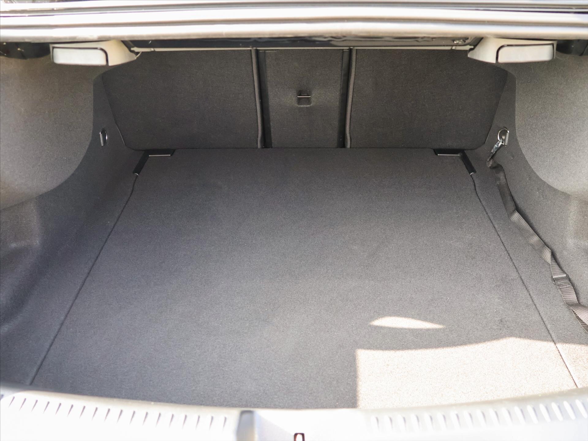 Mercedes-Benz CLA Kupé 1,3 l 120 kw