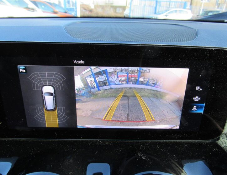 Mercedes-Benz GLB Kombi 2,0 l 225 kw