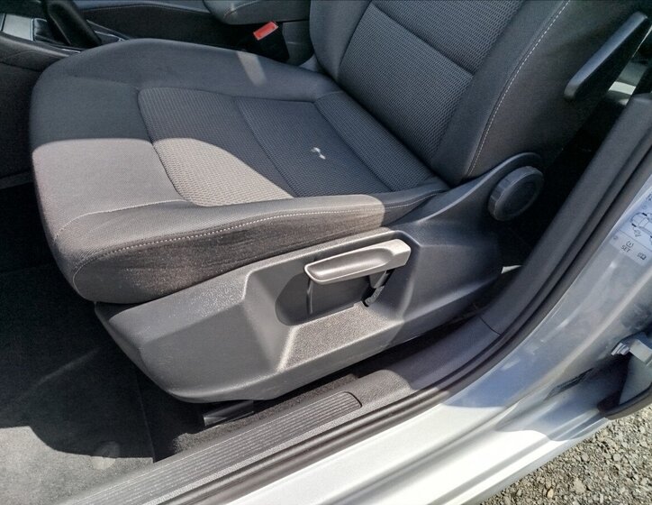 Volkswagen Golf Sportsvan MPV 2,0 l 110 kw