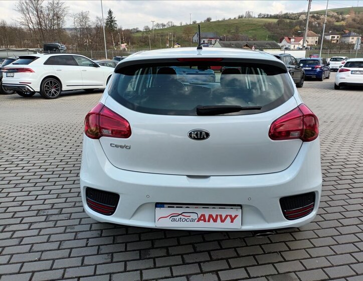 KIA Ceed Hatchback 1,4 l 73 kw