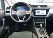 Volkswagen Touran 9