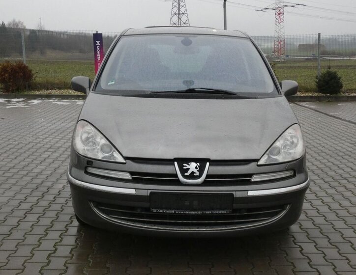 Peugeot 807 11