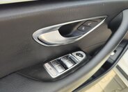 Mercedes-Benz Třídy E Kombi 2,0 l 143 kw