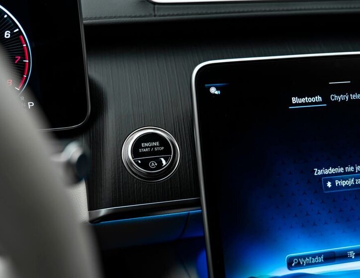 Mercedes-Benz Třídy S Sedan 4,0 l 370 kw