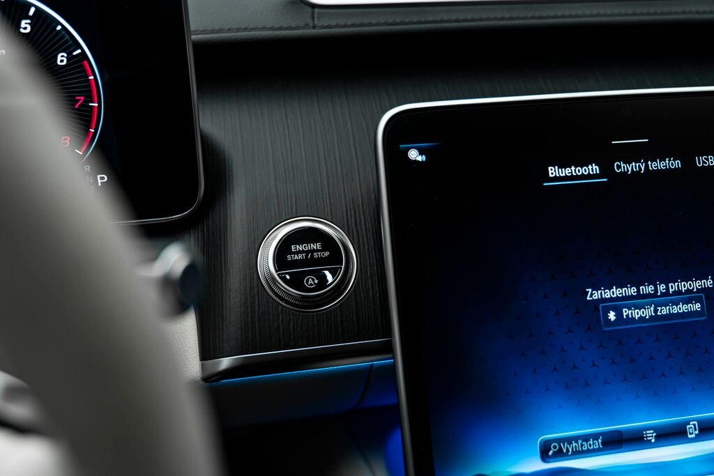 Mercedes-Benz Třídy S Sedan 4,0 l 370 kw