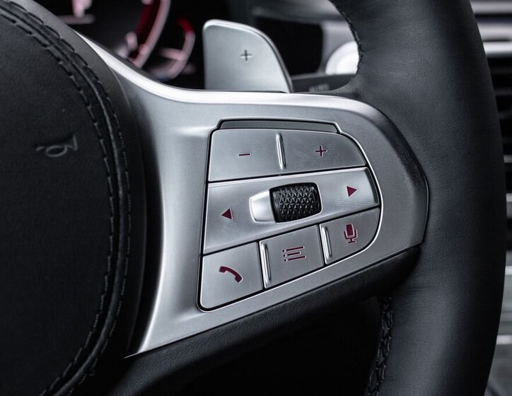 BMW Řada 7 Sedan 3,0 l 294 kw