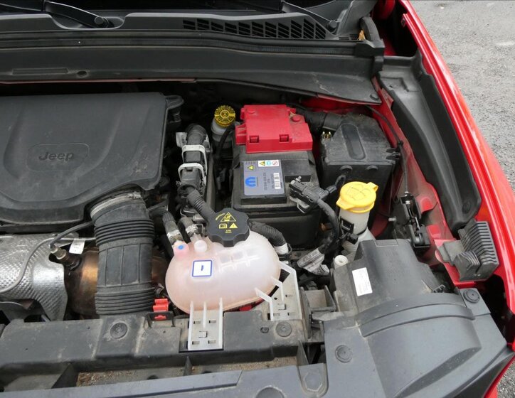 Jeep Renegade SUV / Terénní 1,3 l 111 kw